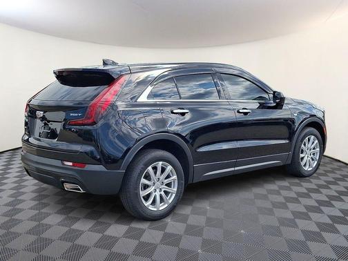2022 Cadillac XT4 Luxury