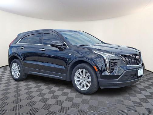 2022 Cadillac XT4 Luxury