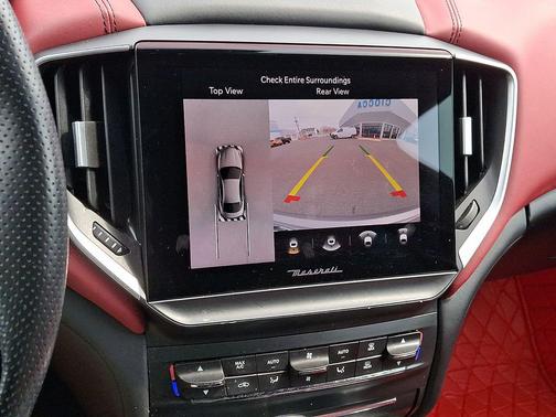 2022 Maserati Ghibli Modena