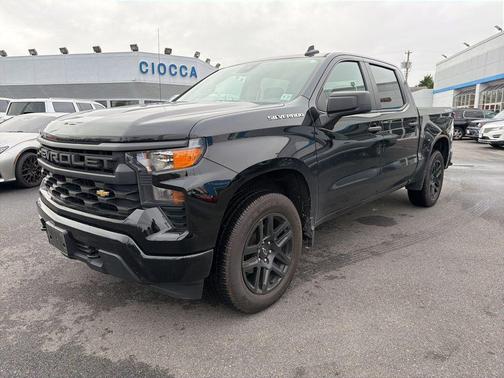 2022 Chevrolet Silverado 1500 Custom