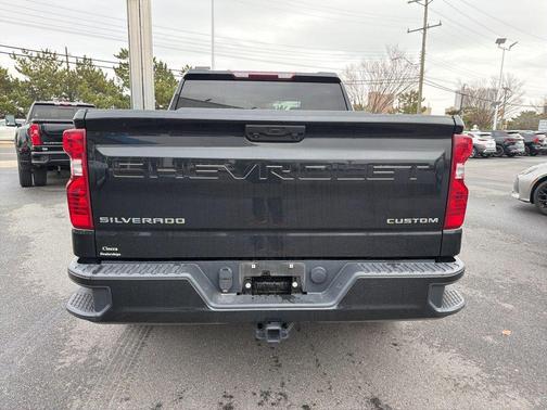 2022 Chevrolet Silverado 1500 Custom