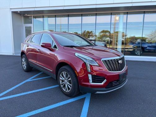 2022 Cadillac XT5 Premium Luxury