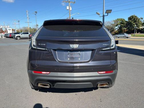 2023 Cadillac XT4 Sport