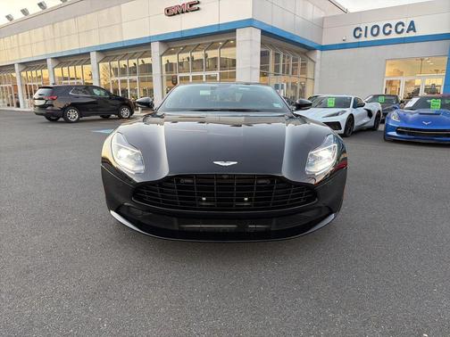 2020 Aston Martin DB11 Base