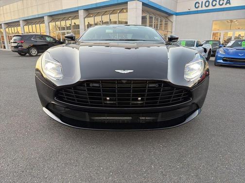 2020 Aston Martin DB11 Base