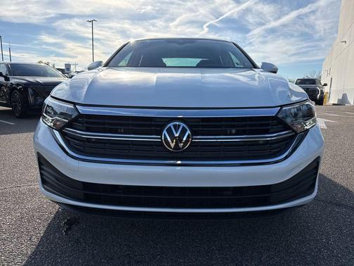 2023 Volkswagen Jetta 1.5T SE