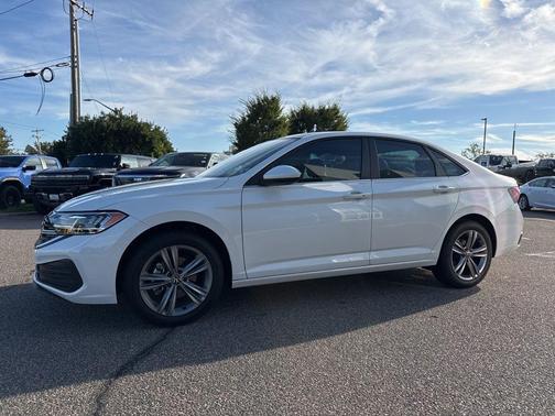 2023 Volkswagen Jetta 1.5T SE