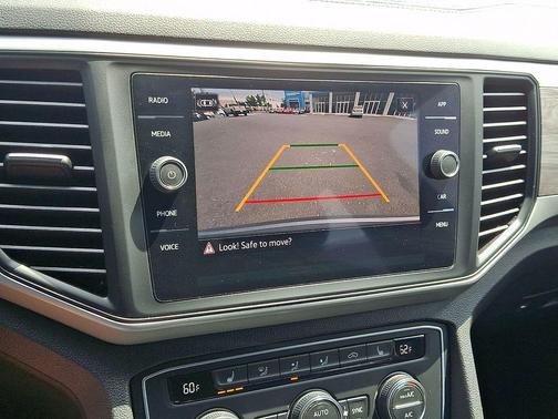 Pyrite Silver Metallic 2021 Volkswagen Atlas Cross Sport 2.0T SE w/Technology 4MOTION