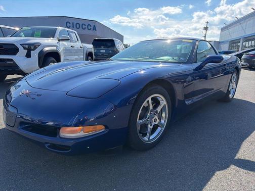 2004 Chevrolet Corvette Base