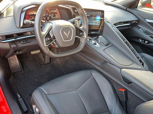 2025 Chevrolet Corvette Stingray w/2LT