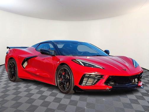 2025 Chevrolet Corvette Stingray w/2LT