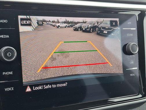 2022 Volkswagen Atlas 3.6L SE w/Technology