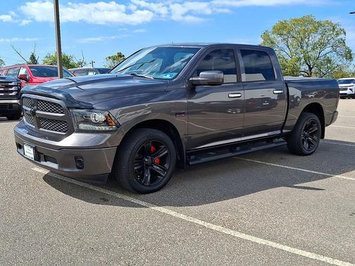 2016 RAM 1500 SLT