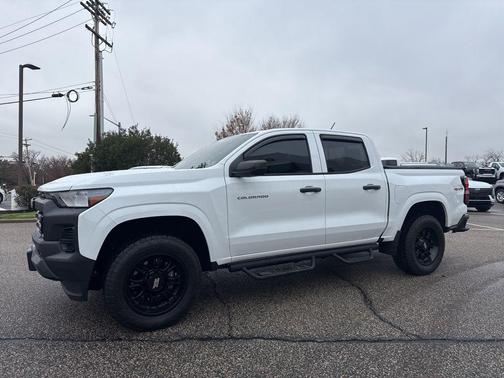 2023 Chevrolet Colorado WT