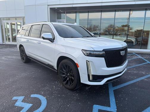 2022 Cadillac Escalade ESV Sport