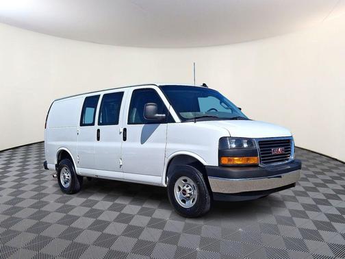 2022 GMC Savana 2500 Work Van