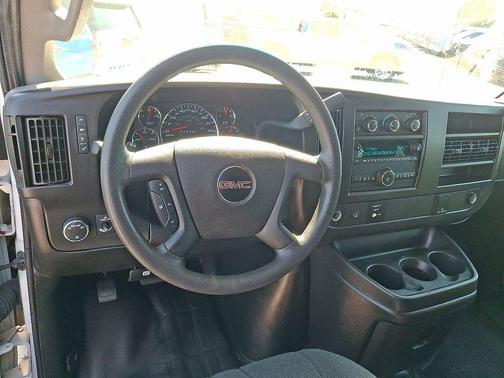 2022 GMC Savana 2500 Work Van