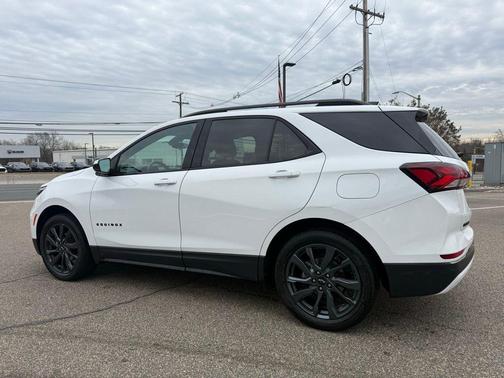 2022 Chevrolet Equinox AWD RS