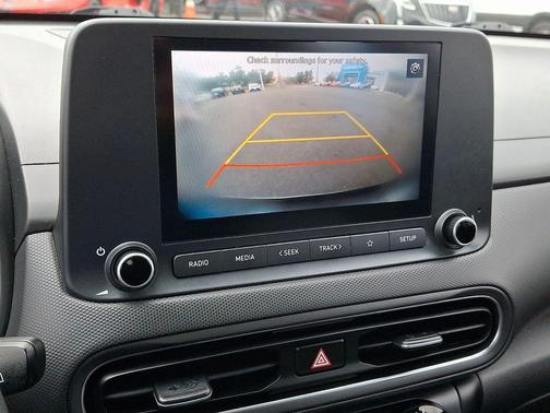 2022 Hyundai KONA SE