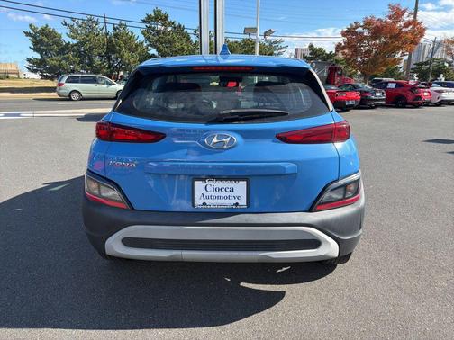2022 Hyundai KONA SE