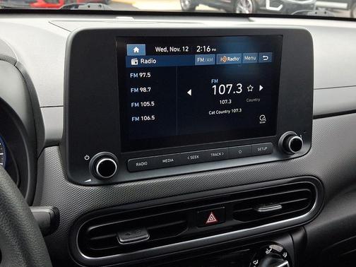 2022 Hyundai KONA SE