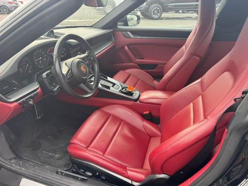 2023 Porsche 911 Targa 4S