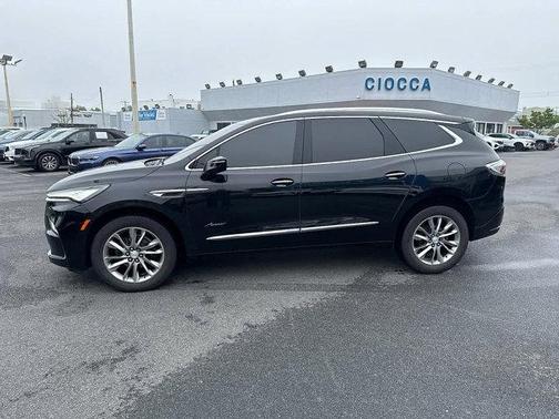 2022 Buick Enclave AWD Avenir