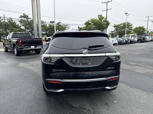 2022 Buick Enclave AWD Avenir