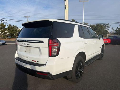 2022 Chevrolet Tahoe 4WD RST