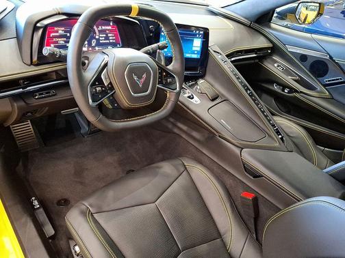 2025 Chevrolet Corvette Stingray w/3LT