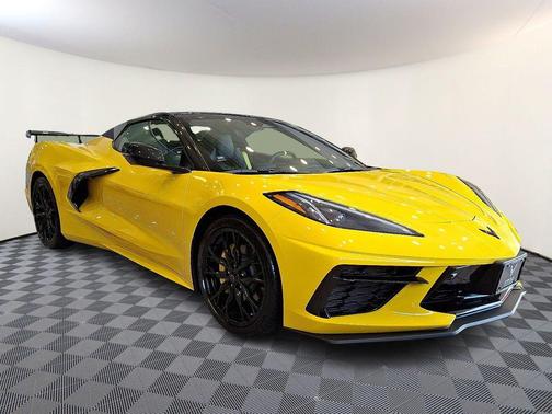 2025 Chevrolet Corvette Stingray w/3LT