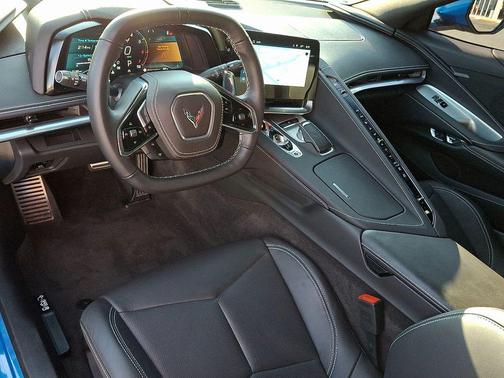 2025 Chevrolet Corvette Stingray w/1LT