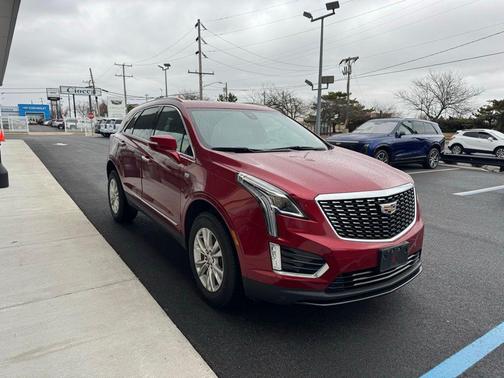 2022 Cadillac XT5 Luxury