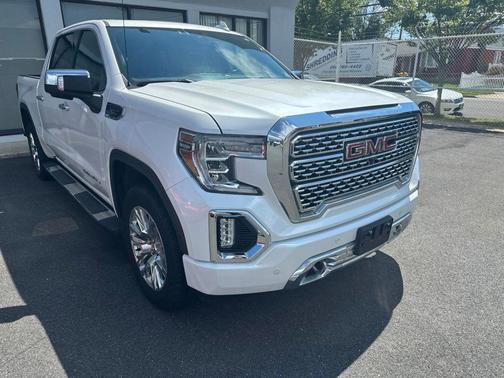 White Frost 2019 GMC Sierra 1500 Denali