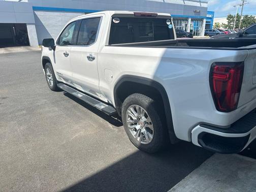 White Frost 2019 GMC Sierra 1500 Denali