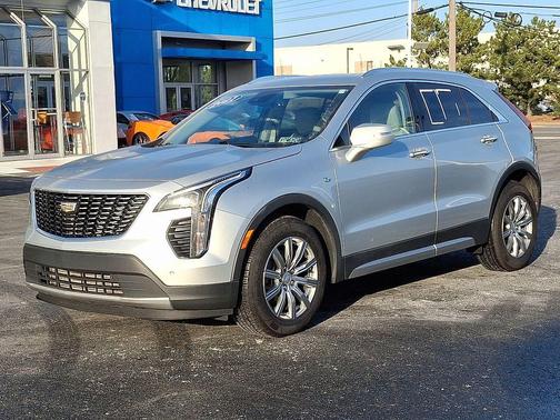 2021 Cadillac XT4 Premium Luxury