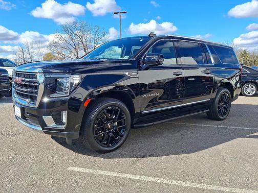 2023 GMC Yukon XL SLT