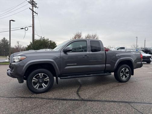 2019 Toyota Tacoma TRD Sport