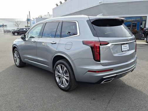 2023 Cadillac XT6 Premium Luxury AWD