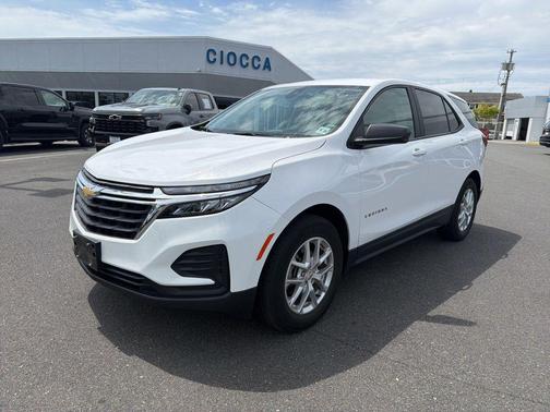Summit White 2023 Chevrolet Equinox LS