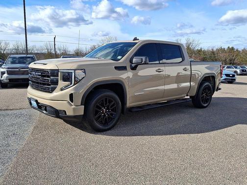 2023 GMC Sierra 1500 Elevation