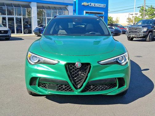 2022 Alfa Romeo Stelvio Quadrifoglio