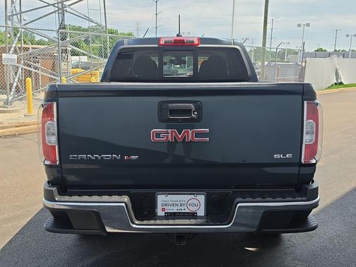 Dark Sky Metallic 2019 GMC Canyon SLE