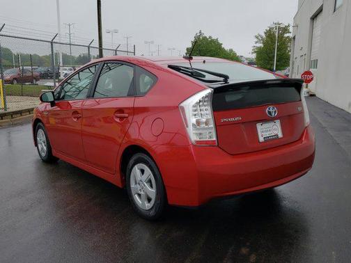 2010 Toyota Prius III