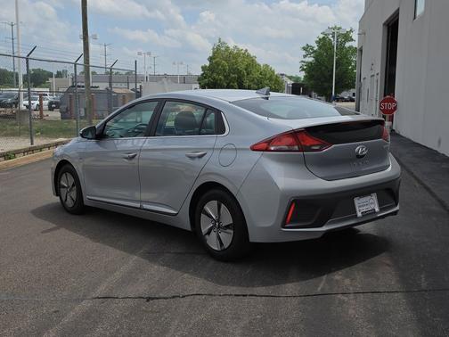 Stellar Silver 2020 Hyundai IONIQ Hybrid SE