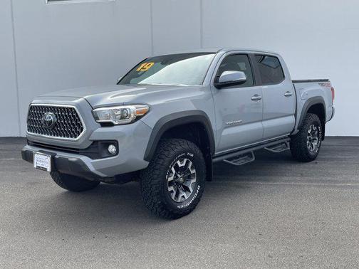 Cement 2019 Toyota Tacoma TRD Off Road