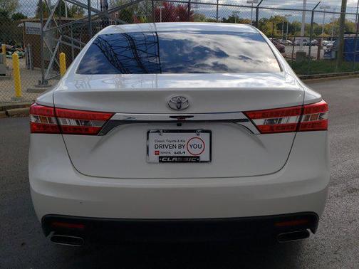 2014 Toyota Avalon XLE