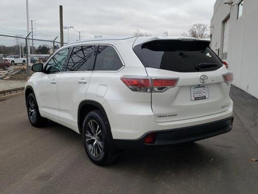 2016 Toyota Highlander XLE