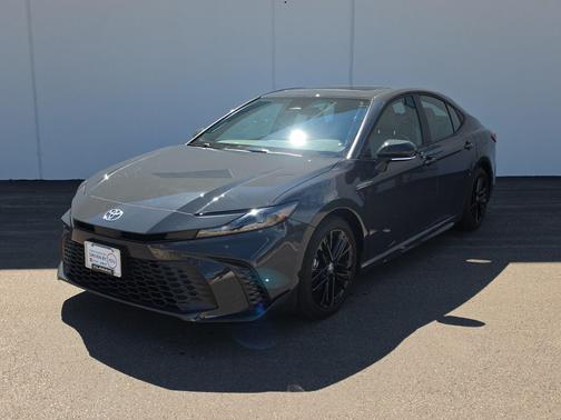 Underground 2026 Toyota Camry SE