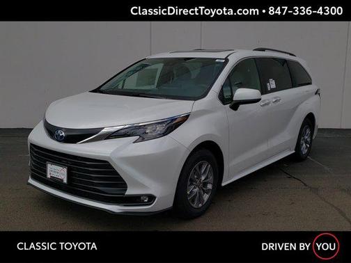 2025 Toyota Sienna XLE 7 Passenger